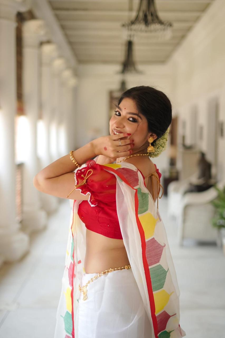 Handloom Cotton Saree – White with Multicolor Border | Festive Bengali Style